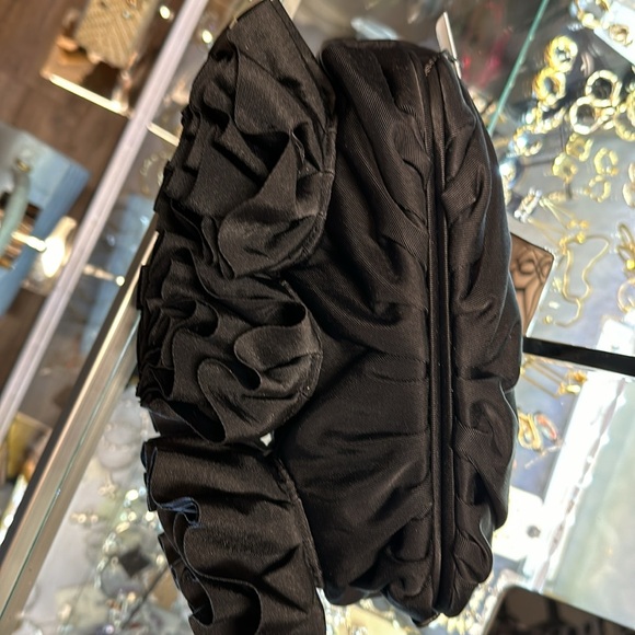 Jason Wu Black after five clutch three flower - Picture 11 of 12